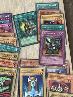 Vintage  Yugioh LOT COLLECTION, 125+Cards, Some 1st Editions & Japanese Cards - Image 13