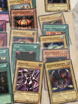 Vintage  Yugioh LOT COLLECTION, 125+Cards, Some 1st Editions & Japanese Cards - Image 15