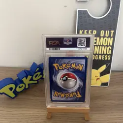 1999 Pokémon Fossil Aerodactyl Holo Card 1/62 PSA 8 NM-MT - Image 2