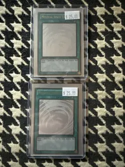 MYSTICAL SPACE TYPHOON GLD5-EN038 GHOST RARE NM YuGiOh - Image 1