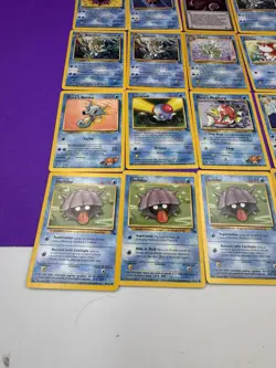 Pokemon 16 Cards Mixed Lot Vintage 1999 2000 Nice Lot - Image 7