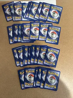 37 Mixed Vintage (Jungle Fossil) Pokémon Card Lot Vintage WOTC No Dups - Image 2