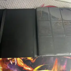 Ultra Pro Mewtwo 9-pocket Binder (360 Cards) - Image 4