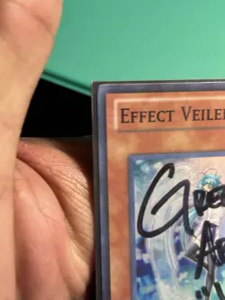 Yu-Gi-Oh Effect Veiler ORCS-ENSE1 Super Rare  - Signed by Greg Abbey (Yusei) - Image 10