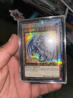 Blue-Eyes White Dragon (Starlight Rare) BLMM-EN001 Battles of Legend: Monster Mayhem 1st Edition - Image 6