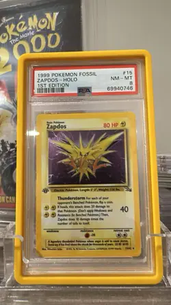1999 PokÃ©mon TCG Zapdos Fossil Holo Card 15/62 1st Edition Rare PSA 8 - Image 1