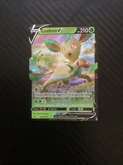 Leafeon V SWSH194 - Sword & Shield Black Star Promo - Pokemon TCG (NM) - Image 1