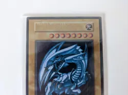 Yugioh Blue Eyes White Dragon Stainless Steel Card 20th Anniversary Limited Rare - Image 2