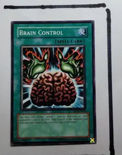 Yugioh Brain Control YSD-EN031 Unlimited Near Mint - Image 1
