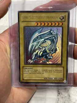 Yugioh Blue-Eyes White Dragon SDK-001 Ultra Rare Unlimited MP/LP Vintage Card - Image 5