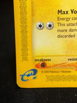 Pikachu Common Pokemon Card E-Skyridge 2002 84/144 Ungraded Raw LP - Image 3