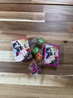 Marnie Premium Tournament Collection Card Sleeves, Dice, Deck Box Pokémon - Image 1