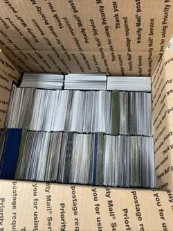 500 Near Mint MTG Magic the Gathering Vintage Lot (Mullti-Color) Unsearched - Image 1