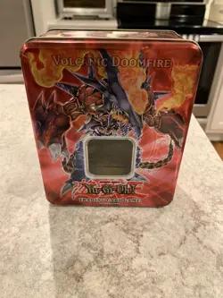 Mixed Lot 625 Yu-Gi-Oh! Cards + 25 Cards In Sleeves + 3 Strategy Cards + 4 Tins - Image 12