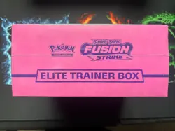 Pokémon TCG: Sword & Shield Fusion Strike Elite Trainer Box - Image 11