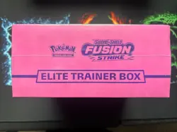 Pokémon TCG: Sword & Shield Fusion Strike Elite Trainer Box - Image 5