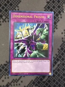 Yugioh Dimensional Prison MAGO-EN158 Maximum Gold Near Mint 1st Edition - Image 2
