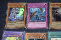 YUGIOH Tin Cards including Shiny Holo / Common & Rares COLLECTION Bundle Joblot - Image 11