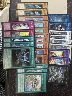 Yugioh TCG Blue-Eyes Structure Deck Core (Near Mint) - Image 2