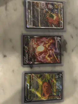 Full Pokémon Collection has Base Set charzard  And Other Vintage Cards - Image 18