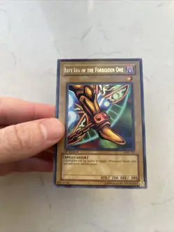 2002 YuGiOh Glossy Exodia Left Leg of the Forbidden One 1st LOB-121 NM - Image 1