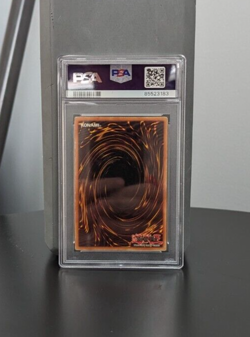 Yugioh BPT-002 Summoned Skull - Collector's Tin Reverse Foil Error - PSA 4 - Image 8