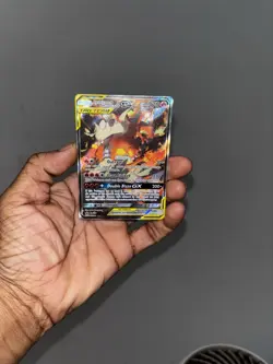 Pokémon Reshiram & Charizard GX Sm Black Star Promos SM201/248 - Image 2