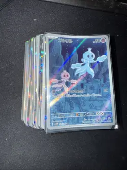 Retirement Lot of 100 Pokémon cards all Holo or shiny sold in bulk. - Image 2