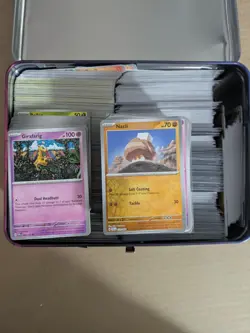 Lunch Box With 1, 000 Pokémon Cards 100 Rare Over 40 Halo 13 Promo no duplicate - Image 2